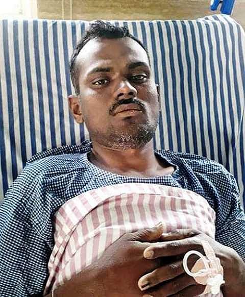 பாதுகாப்பை நான் உணர்ந்தேன்; என் உயிரைப் பயணிகள் காத்தனர்: மாரடைப்பு ஏற்பட்டவுடன் பேருந்தை சாதுர்யமாக நிறுத்திய ஓட்டுநர்