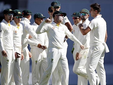 இலங்கைக்கு எதிரான முதல் டெஸ்ட்டில் ஆஸ்திரேலியா இன்னிங்ஸ் வெற்றி