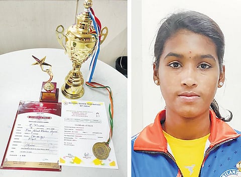 சாதனை: கம்பு சுற்றும் கிருத்திகா!