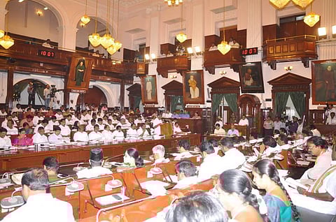 பள்ளிக்கு செல்லாத குழந்தைகளின் எண்ணிக்கை 33,519 ஆக குறைந்தது: பட்ஜெட் உரையில் ஓபிஎஸ் தகவல்