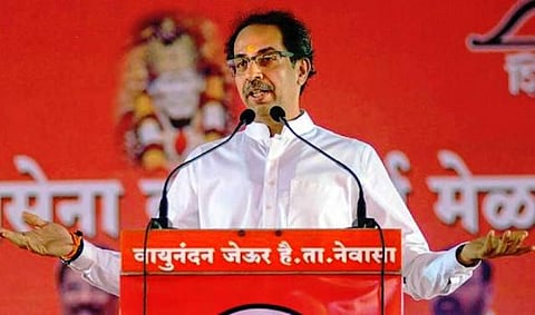 மின்னணு வாக்கு எந்திரங்கள் உங்களிடம் இருந்தால் 48 தொகுதிகளையும் வெல்லலாம்: பாஜகவை கிண்டல் செய்த சிவசேனா