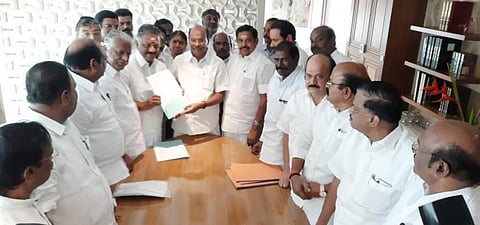 அதிமுக கூட்டணியில் பாமக: இறுதி ஒப்பந்தம் கையெழுத்தானது; எத்தனை தொகுதிகள் என்பது விரைவில் வெளியாகும்