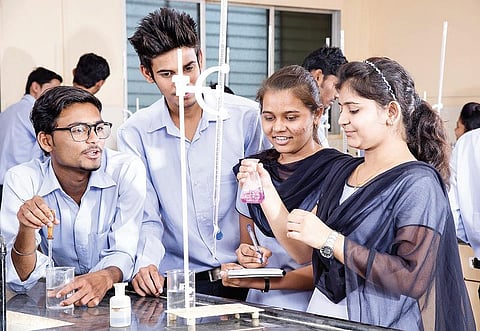 பிப்.28: தேசிய அறிவியல் நாள்: பெண்ணுக்கும் அறிவியலுக்கும் தொடர்பில்லையா?