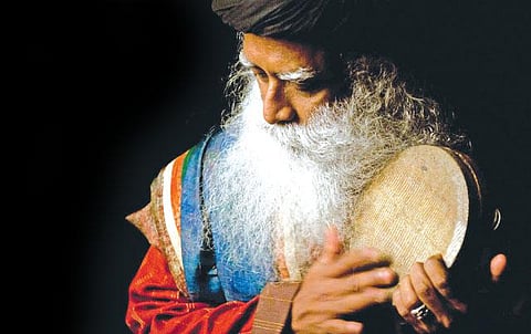 ஜக்கி வாசுதேவ்: சர்ச்சைகள், சாதனைகள், சவால்கள்...!