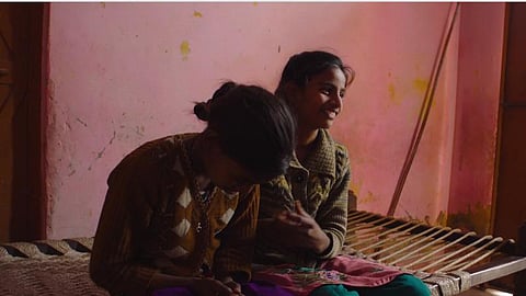 ஆஸ்கார் வென்ற ’பீரியட் என்ட் ஆப் சென்டன்ஸ்’: பாலிவுட் பிரபலங்கள் வாழ்த்து