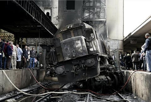 எகிப்து: ரயிலில் ஏற்பட்ட தீ விபத்தில் 20 பேர் பலி