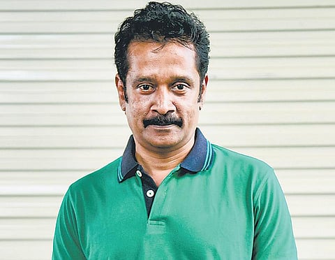 மற்றும் இவர்: நான் நடிகன்பா..! - இளங்கோ குமாரவேல்