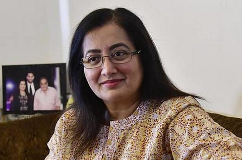 கணவர் இறந்த சில மாதங்களுக்குள் அரசியல் ஆசைப்படுவதா? - நடிகை சுமலதா பற்றி ரேவேண்ணா விமர்சனத்தால் அதிர்ச்சி