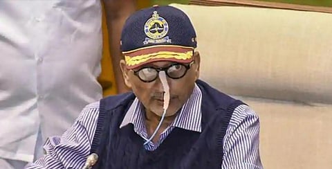 மனோகர் பாரிக்கர் அரசை டிஸ்மிஸ் செய்ய வேண்டும்: ஆளுநருக்கு காங்கிரஸ் கடிதம்