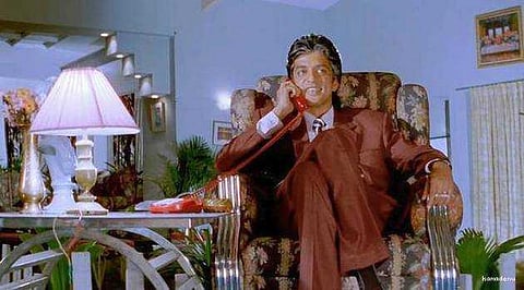 ரகுவரன் ஸ்டைல்... வில்லனில் சூப்பர் ஸ்டார்!