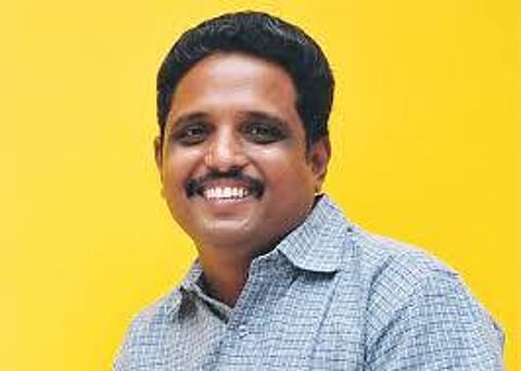 தேர்தல் விதிகளை மீறி முத்துராமலிங்க தேவர் சிலைக்கு மாலை அணிவித்ததாக சு.வெங்கடேசன் மீது வழக்கு