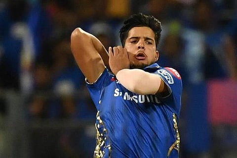 மும்பை அணிக்கு ஆடும் ஜம்மு காஷ்மீரின் 17 வயது வேகப்பந்து வீச்சாளர் ரஷீக் சலாம் - யுவராஜ் புகழாரம்