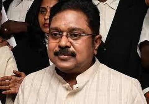 சின்னம் இல்லாமல் தவிக்கும் அமமுக வேட்பாளர்கள்