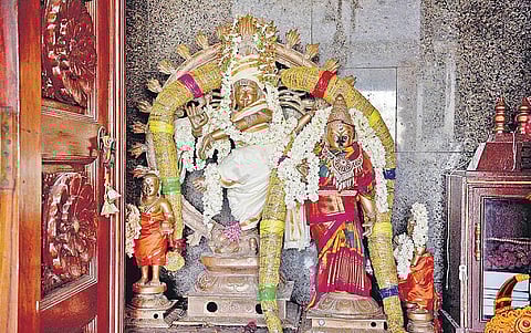 நங்கநல்லூரில் அருளும் அர்த்தநாரீஸ்வரர்