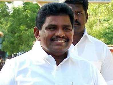 திமுக எம்.எல்.ஏ அனிதா ராதாகிருஷ்ணன் பண்ணை வீட்டில் ரெய்டு