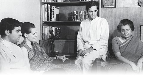 மாமியார் மருமகளை வரவேற்ற கர்நாடகம்