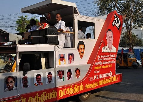 இது என்ன ரஃபேலா?! - பிரச்சாரக் களத்தில் செங்கொடிகளுடன் சிறிது நேரம்