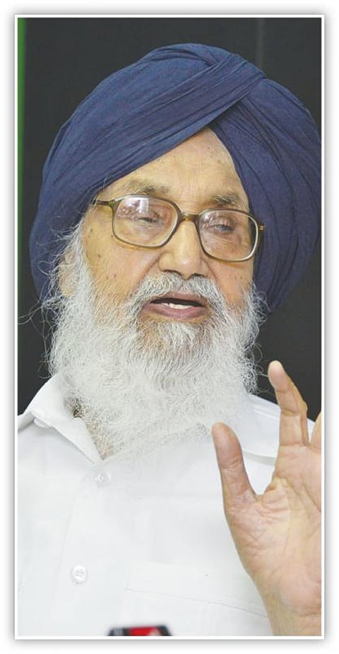 சிரோமணி அகாலி தளம்: சீக்கியர்களின் அரசியல் கேடயம்