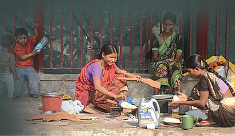 ஏழைகளை வறுமையிலிருந்து மீட்டெடுக்க
காங்கிரஸின் ‘நியாய்’ திட்டம் உதவுமா?