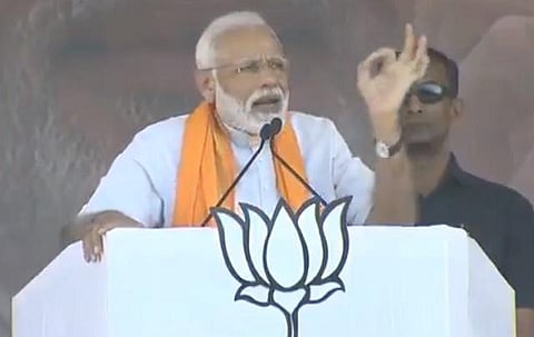 கர்நாடகாவில் காங்கிரஸ் - மதசார்பற்ற ஜனதாதளம் வாரிசு அரசியலை வளர்க்கின்றன: மோடி தாக்கு