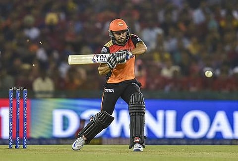 சன் ரைசர்ஸில் மணீஷ் பாண்டே, ஷாகிப் அல் ஹசன்: சிஎஸ்கே முதலில் பீல்டிங்