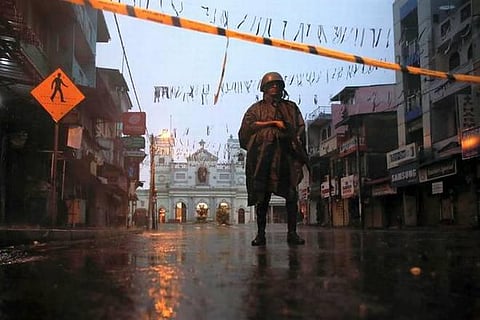 இலங்கை பயங்கரவாதத் தாக்குதல்: தற்கொலைத் தாக்குதல் நடத்திய மகன்களின் பணக்கார வியாபாரித் தந்தை கைது