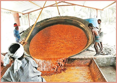 இயற்கை முறையில் நாட்டுச் சர்க்கரை!- அசத்தும் பொள்ளாச்சி விவசாயி