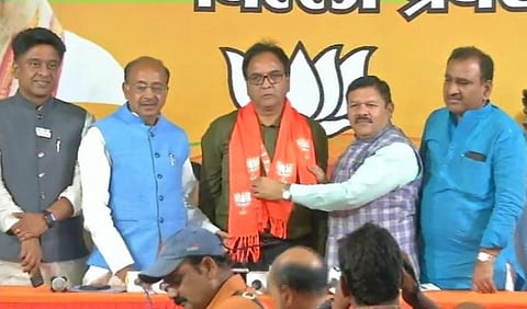 ஆம் ஆத்மி எம்எல்ஏ பாஜகவில் இணைந்தார்: 14 பேர் தொடர்பில் இருப்பதாக மத்திய அமைச்சர் தகவல்