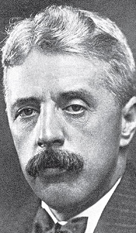 வெற்றி மொழி: அர்னால்டு பென்னெட்