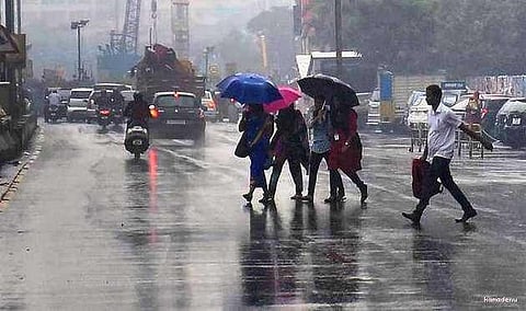 தமிழகம் மற்றும் புதுவையில் 24 மணி நேரத்தில் ஓரிரு இடங்களில் மழை: வானிலை ஆய்வு மையம்