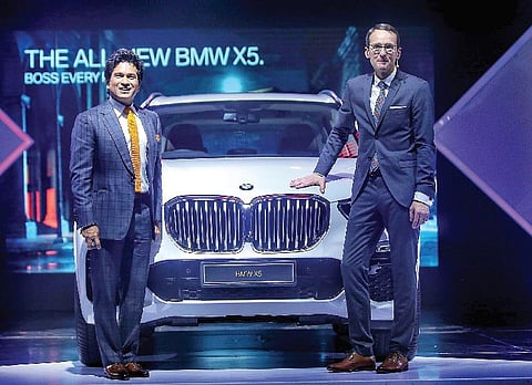 பிரமிக்க வைக்கும் பிஎம்டபிள்யு எக்ஸ் 5