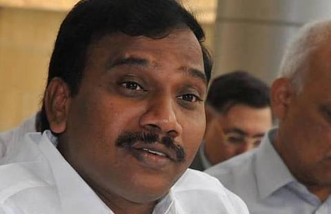 நீலகிரி மக்களவை தொகுதியில் ஆ.ராசா முன்னிலை