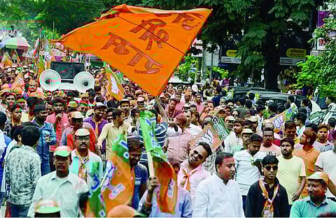 இடதுசாரிகளுக்கு ஏன் இந்த சோதனை?