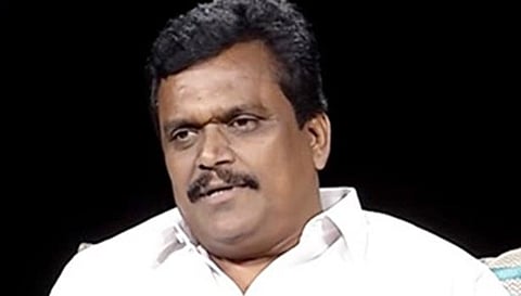 ‘உனக்குத்தாம்பே போட்டேன்னாங்க; அப்புறம் ரெட்டையிலைதான உன் சின்னம்னு கேட்டாங்க’- அமமுக தோல்வி குறித்து மனம் திறந்தார் தங்கத்தமிழ்செல்வன்