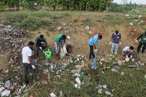 பருவ மழைக்கு முன் நீராதாரங்களில் குப்பைகளை அகற்ற சென்னை, கோவை, புதுச்சேரியில் தன்னார்வலர்கள் தயாரா?
