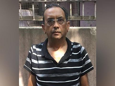 தமிழக போலீஸ் அதிகாரி என போலி அடையாள அட்டையுடன் டெல்லியில் சுற்றித் திரிந்தவர் கைது