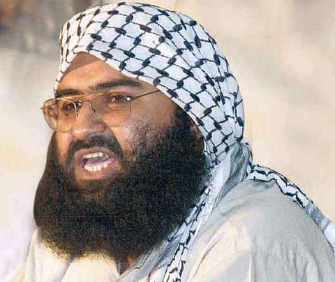 ஜெய்ஷ் இ முகமது தீவிரவாதி அமைப்புக்கு உதவிய 3 பேருக்கு தலா 5ஆண்டுகள் சிறை: பாக் நீதிமன்றம் தீர்ப்பு