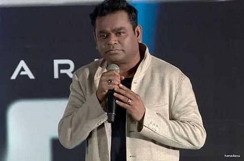 அழகிய தீர்வு: மும்மொழித் திட்ட வரைவுத் திருத்தம் குறித்து ஏ.ஆர்.ரஹ்மான் கருத்து