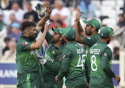 11 தொடர் தோல்விகளுக்குப்பின் பாக். வெற்றி: ரூட், பட்லர் சதம் வீண்: திக், திக் கடைசி 10 ஓவர்கள்: திருப்புமுனை வகாப், அமீர்