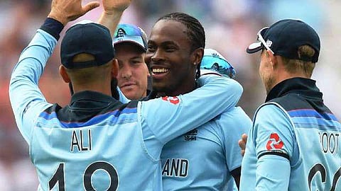 இங்கிலாந்து வீரர்கள் ஜேஸன் ராய், ஜோப்ரா ஆர்ச்சருக்கு அபராதம்: பாக். வீரர்களுக்கும் தண்டனை