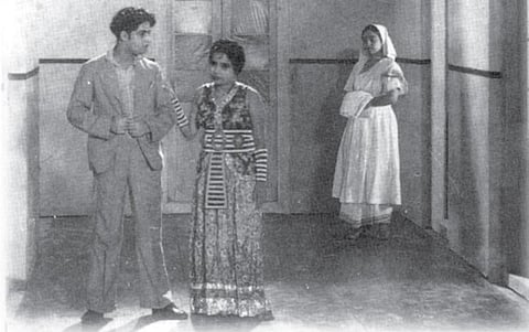 கொஞ்சம் வரலாறு: நடிக்க மறுத்த நாடக நடிகர்கள்