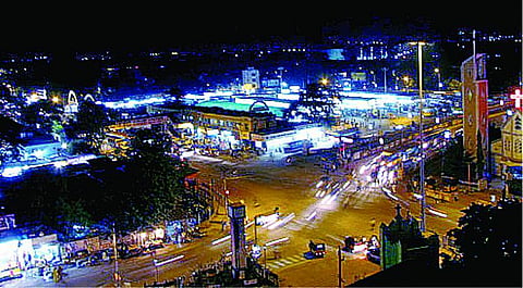 24 மணி நேரமும் கடைகள் திறக்க அரசாணை: போலீஸுக்கு சவாலாகும் ‘தூங்கா நகரம்’