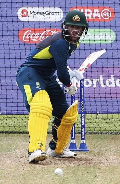 எதிரணிகளை வீழ்த்த புதிய யுத்தி: டேவிட் வார்னர் பேட்டில் சென்ஸார் செப்: என்ன அது?