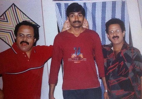 என் வாழ்வின் எல்லாமுமாக இருந்தவர்: கிரேசி மோகன் மறைவு குறித்து நடிகர் சதீஷ் உருக்கம்