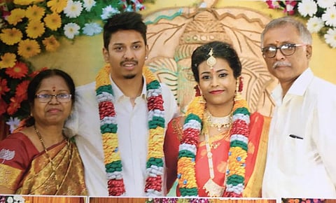 அறம் பழகு எதிரொலி: மதுரை முகேஷ் கண்ணாவின் முழு கல்விச் செலவையும் ஏற்ற இந்து தமிழ் வாசகர்!