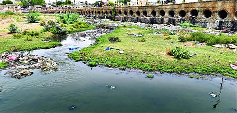 மிஞ்சப்போவது வெறும் வரலாற்றுக் குறிப்புகளே... நீரல்ல!