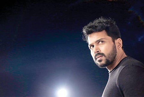 என்னை மிரட்டும் அளவுக்கு நான் சின்னப்பையன் கிடையாது: கார்த்தி