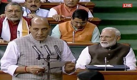 மக்களவைக் கூட்டத்தொடர் தொடங்கியது: பிரதமர் மோடி உள்ளிட்டவர்கள் எம்.பி.யாக பதவியேற்பு