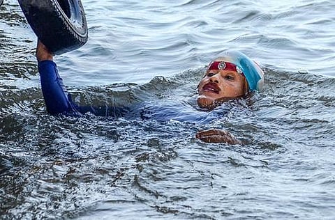 விபரீதமான சாகசம்: பிரபல மேஜிக் நிபுணர் கொல்கத்தாவில் பலி