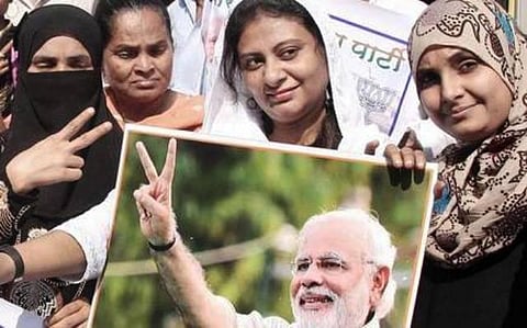 முத்தலாக் உள்பட 10 அவசரச் சட்டங்களின் நகல்களும் நாடாளுமன்ற இரு அவைகளில் தாக்கல்